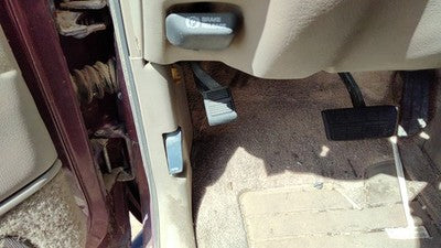 1999 Gmc Yukon Parking Brake Pedal Assembly Oem Complete Emergency Unit