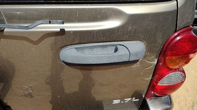 2004-2007 Jeep Liberty Driver Left Rear Outside Door Handle Oem Back 05102498Aa
