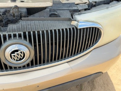2004-2007 Buick Rainier Front Grille Assembly Oem 15106803