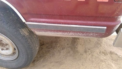 1988 Gmc Sierra 2500 Driver Left Rear Moulding On Quarter Panel Oem Rear Box