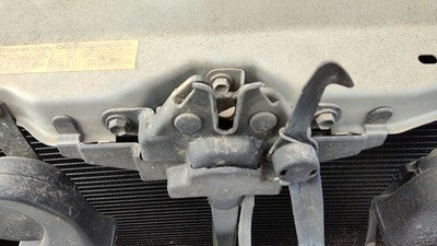 2002-2006 Toyota Camry Hood Latch Assembly With Bracket Oem 5320133909