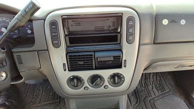 2004-2005 Ford Explorer Trim Bezel Around Radio Surround Dash Panel Oem Gray Tt