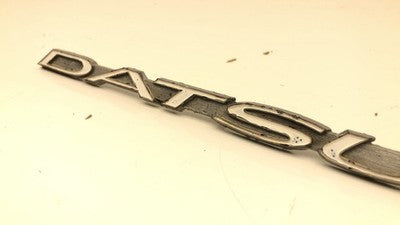 1971 Datsun 240Z Passenger Right Fender Emblem Oem Badge