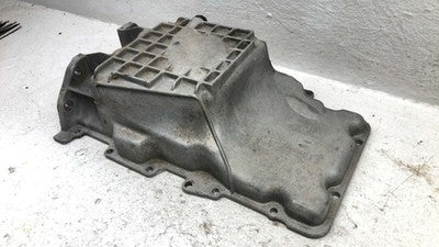 1996-2005 Ford Taurus Engine Oil Pan With Good Drain Plug Oem 3.0L Dohc