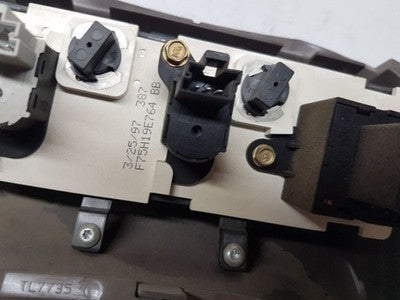 97-98 Expedition Temperature Control Front Overhead Heater Unit F75h19e764 Bb