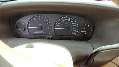 99-00 Town & Country Speedometer Cluster Instrument Gauges Panel Oem Dash