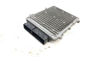 13-15 Mercedes C300 Electronic Control Module Computer Ecm Ecu 3.5L 2769004900