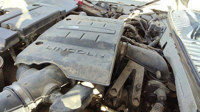 07-08 Navigator Complete Air Intake Cleaner Filter Box Housing With Tube 5.4L