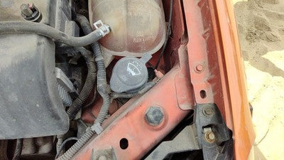 05-10 Chevy Cobalt Windshield Washer Fluid Reservoir With Pump Oem Wiper Tank