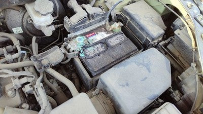 2012 13 Kia Soul Complete Battery Box Mount Tray With Hold Down Oem 2.0L