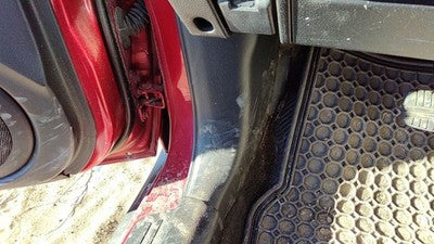 2004 Mitsubishi Outlander Driver Left Lower Kick Trim Panel Oem Black