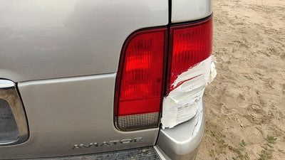 2003-2005 Lincoln Aviator Passenger Right Inner Tail Light Oem Brake Lamp Rear