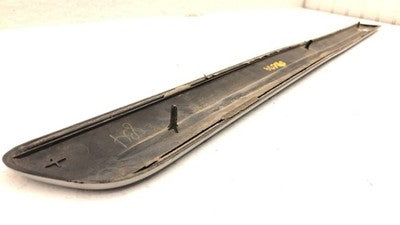 05-07 Caravan Passenger Right Front Moulding From Door Trim Strip Silver Ps2