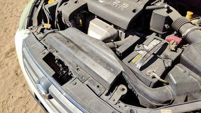 02-06 Altima Complete Air Intake Cleaner Filter Box Housing With Tube Oem 2.5L