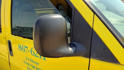 2000-2002 Express Van 2500 Passenger Right Side Mirror Door Mounted Oem 15768766