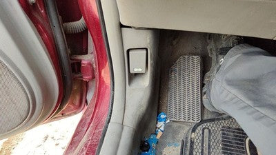 2010 Honda Insight Driver Left Lower Kick Trim Panel Oem Tan