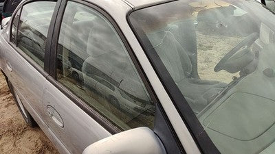 1997-2005 Chevy Malibu Passenger Right Front Side Window Door Glass Oem 22595100