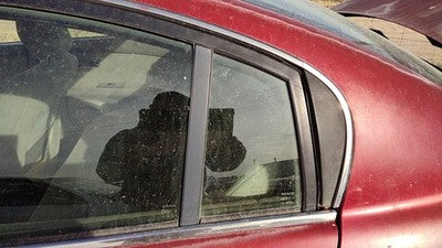 2002-2006 Nissan Altima Driver Left Rear Vent Window Back Door Glass With Frame