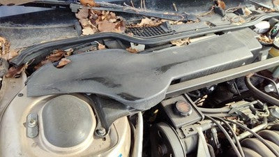 1994 Buick Park Ave Wiper Area Cover Top Plastic Shield Oem 3.8L