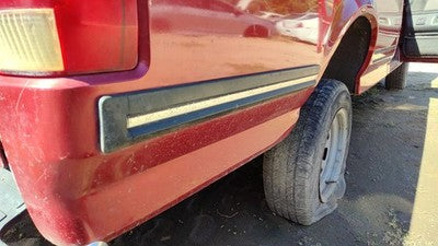 1991 Ford F150 Passenger Right Rear Moulding On Quarter Panel Oem Rear Box