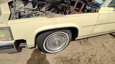 1980-1984 Cadillac Deville Driver Left Front Fender Oem 12396710
