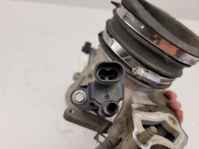 2004 Cadillac Srx Engine Coolant Jacket Housing Oem 4.6L Elbow