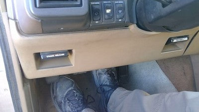 1990-1995 Chevy Astro Lower Dash Under Column Knee Bolster Trim Panel Oem Tan