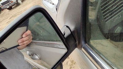 2003-2005 Lincoln Aviator Driver Left Side Mirror Door Mounted Oem Silver Jp