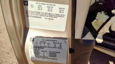 99-05 Grand Am Passenger Right Rear Power Window Regulator With Motor Back