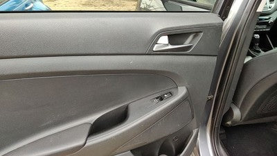 16-18 Hyundai Tucson Driver Left Rear Inside Door Trim Panel Only Back Black Try