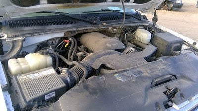 2003-2006 Chevy Suburban Throttle Body Valve Assembly Complete With Sensors 5.3L