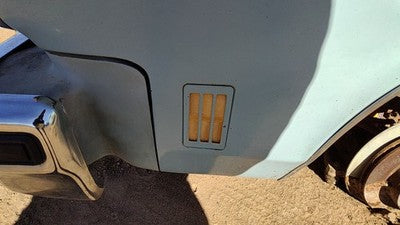 1975 Cutlass Supreme Driver Left Front Turn Signal Light Lamp Fender Side Marker