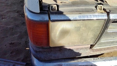 1987-1990 Ford F150 Passenger Right Head Light Oem With Turn Signal E9Tz13008E