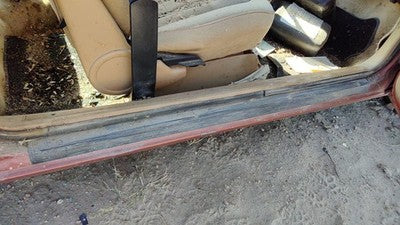 1985 Pontiac Sunbird Outer Door Sill Step Pair Left Right Oem Seal Plate