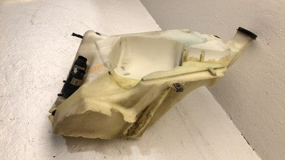 02-06 Trail Blazer Windshield Washer Fluid Reservoir With Pump Wiper Tank 4.2L