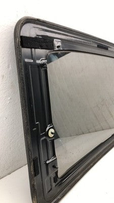 1988-1989 Mazda 929 Sun Roof Glass Oem Top Window He2369810a