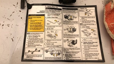 95-05 Chevy S10 Blazer Complete Jack Assembly Factory Set Kit Lug Wrench