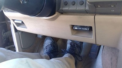 1990-1995 Chevy Astro Lower Dash Under Column Knee Bolster Trim Panel Oem Tan