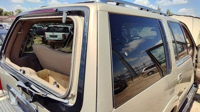 1998 Lincoln Navigator Passenger Right Rear Moulding On Quarter Panel Gold Bi