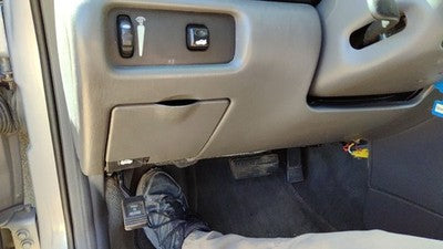 98-01 Oldsmobile Intrigue Lower Dash Under Column Knee Bolster Trim Panel Gray
