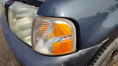 2004-2005 Ford Explorer Driver Left Front Turn Signal Light Lamp Fender Mounted
