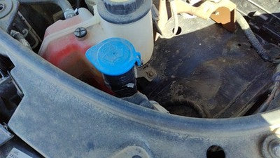 2005-2009 Land Rover Lr3 Windshield Washer Fluid Reservoir With Pump Wiper Tank
