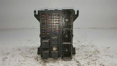 1998 Ford Taurus 3.0L Ohv Engine Fuse Box Under Hood Power Distribution Center