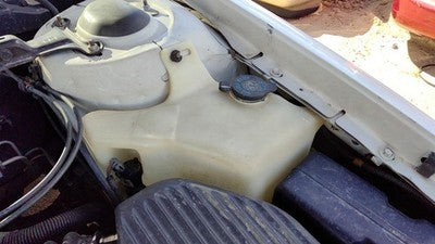 1998 Buick Lesabre Windshield Washer Fluid Reservoir With Pump Oem Wiper Tank
