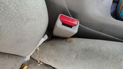 2006-2007 Hyundai Sonata Passenger Right Front Seat Belt Buckle Receiver Gray