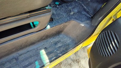 2002 Express Van 2500 Passenger Right Lower Kick Trim Panel Oem Sill Step