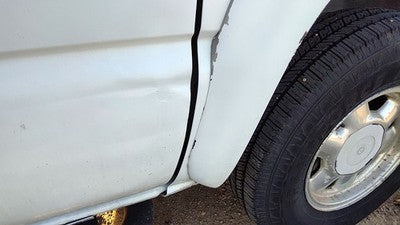 2003-2007 Chevy Suburban Passenger Right Front Fender Oem 50U Summit White