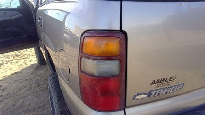 2000-2003 Chevy Tahoe Driver Left Tail Light Oem Brake Lamp Rear