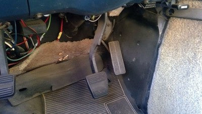 1989 Chevy G20 Van Complete Brake And Gas Pedal Assembly Oem
