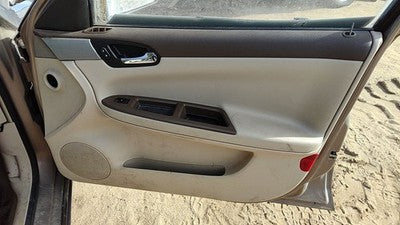 06-07 Impala Passenger Right Front Door Trim Panel With Switches Neutral 52C